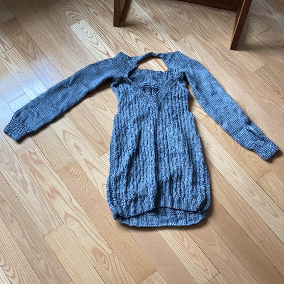 Need Help! Paula Ledesma Handknit Dress - Picture 2 of 5